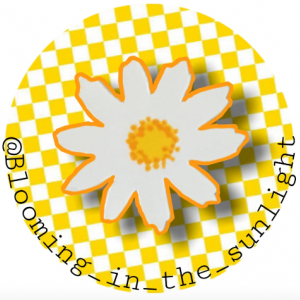  Blooming in the sunlight